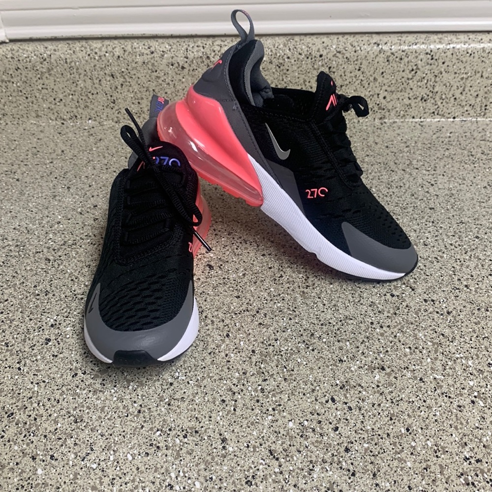 Nike Tennis shoes